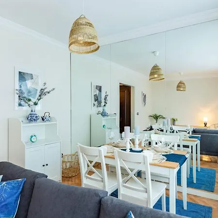 Missafir Sleek Flat With Great Location In Tesviki